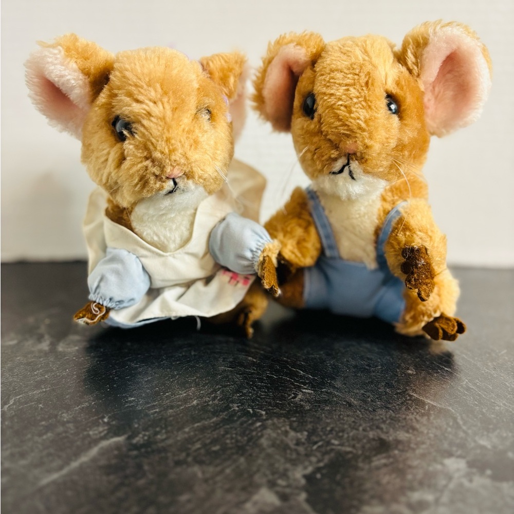 VTG Dakin Plush Merry Mouse set of 2 mice 1981 Priscilla Hillman